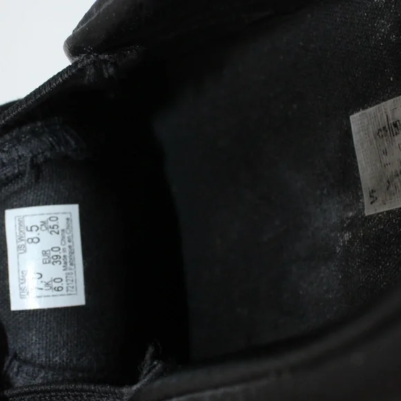 Sold** - Picture 3 of 9